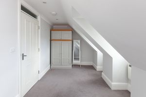 Bedroom- click for photo gallery